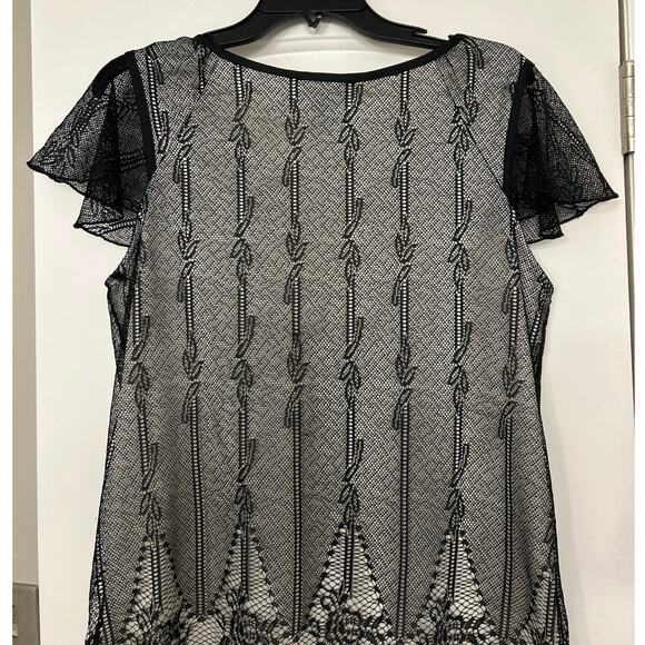 Lane Bryant Black Mesh Overlay Flutter Sleeve Lace Whimsigoth Fairy Top 14/16 - Picture 8 of 11